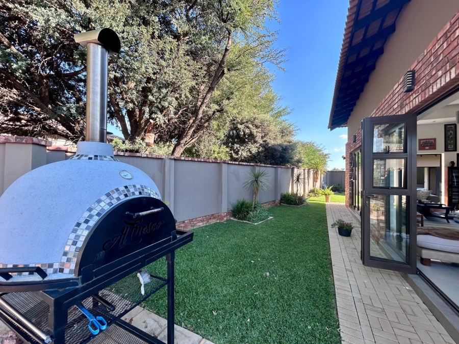 3 Bedroom Property for Sale in Wilkoppies North West